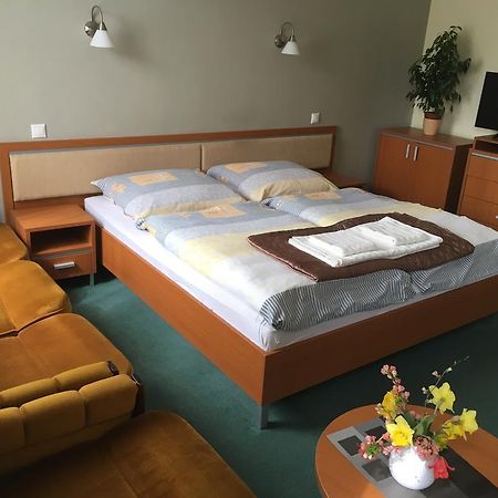 Apartman Darmon Piest'any Eksteriør bilde